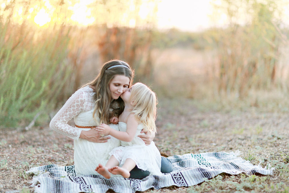 maternity-photos-brookealiceonphotography-needlesandleaves-net.jpg
